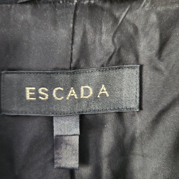 Escada Blazer - Picture 3 of 9